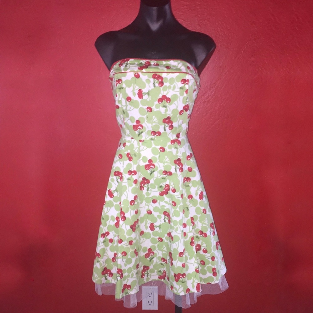 Strapless cherry-patterned dress